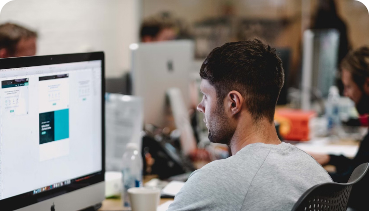 DevOps and SRE: Lessons from the Frontlines image